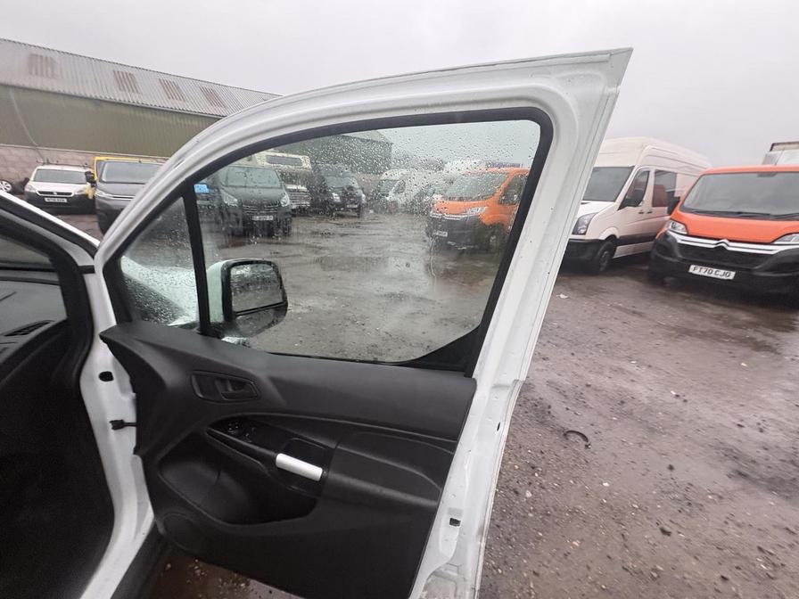 Used Ford Transit Connect 2017 for sale - 77054352: Photo 6