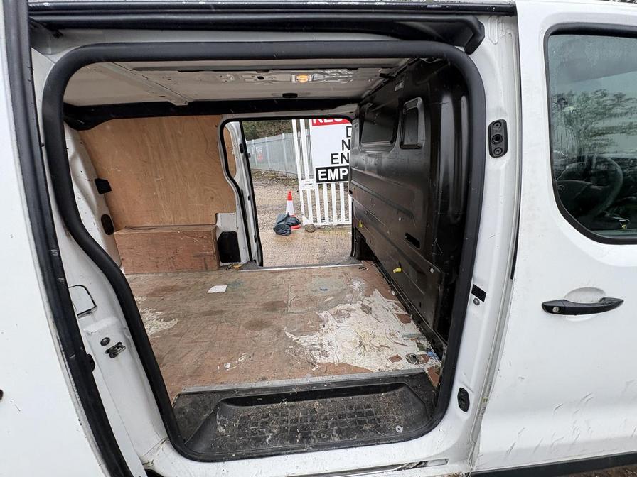 Used Citroen Dispatch 2018 for sale - 77552779: Photo 20