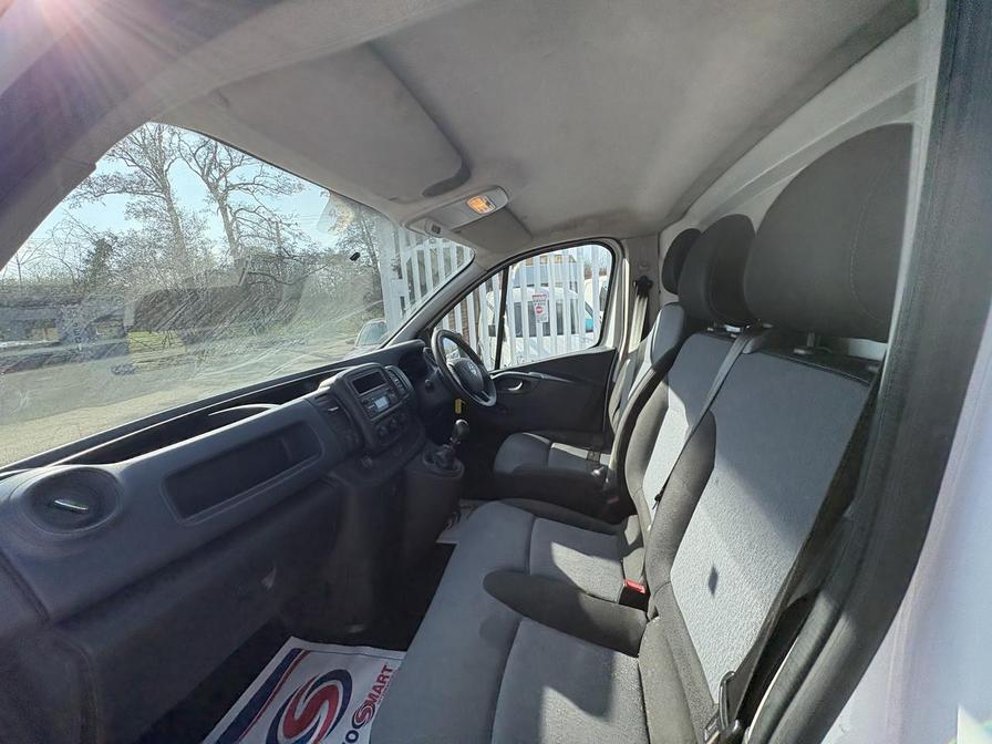 Used Vauxhall Vivaro 2016 for sale - 77771788: Photo 10
