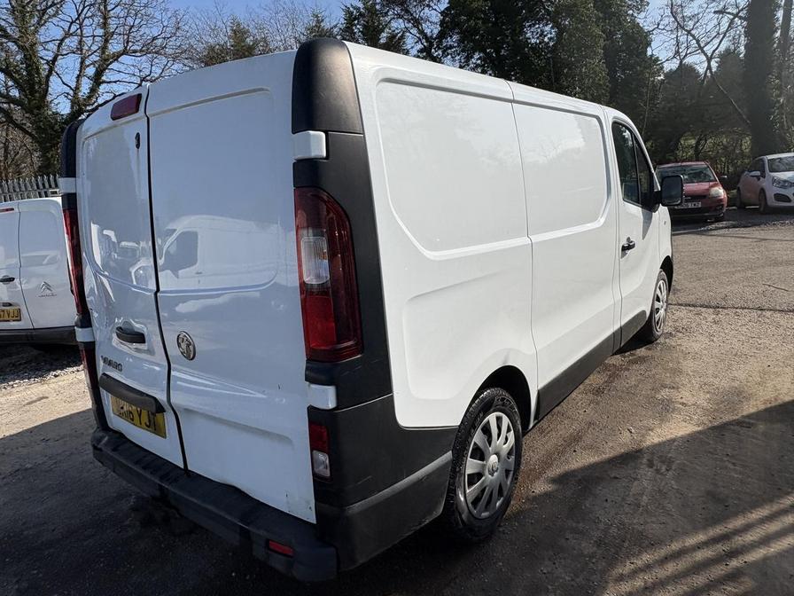 Used Vauxhall Vivaro 2016 for sale - 77771788: Photo 2