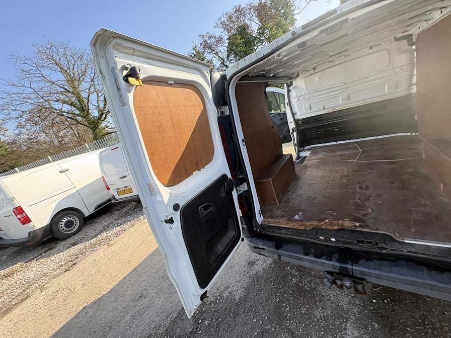 Used Vauxhall Vivaro 2016 for sale - 77771788: Photo 20