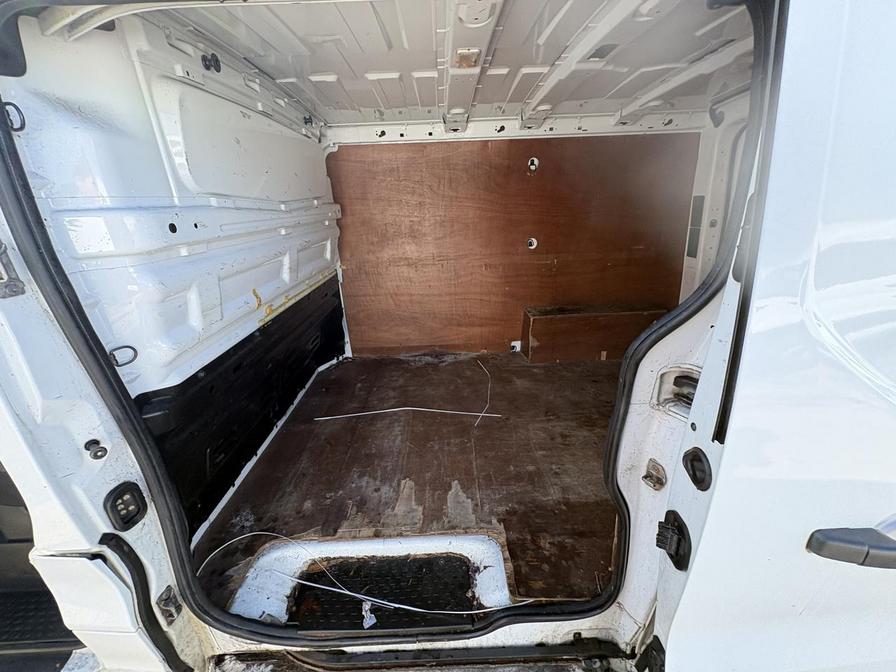 Used Vauxhall Vivaro 2016 for sale - 77771788: Photo 8