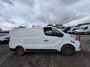 Used Renault Trafic 2015 for sale - 78576040: Photo
