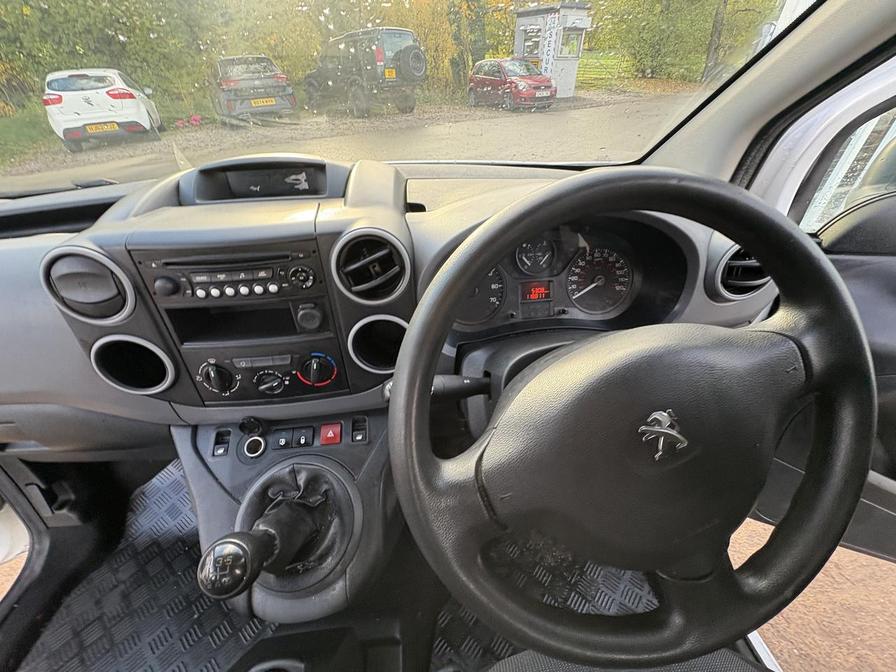 Used Peugeot Partner 2017 for sale - 76339089: Photo 13