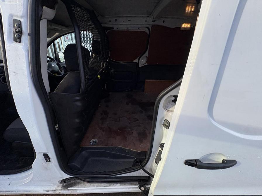 Used Peugeot Partner 2017 for sale - 76339089: Photo 3