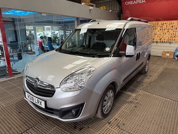 Used Vauxhall Combo 2018 for sale - 74702506: Photo