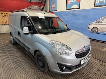 Used Vauxhall Combo 2018 for sale - 74702506: Photo