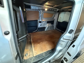 Used Vauxhall Combo 2018 for sale - 74702506: Photo