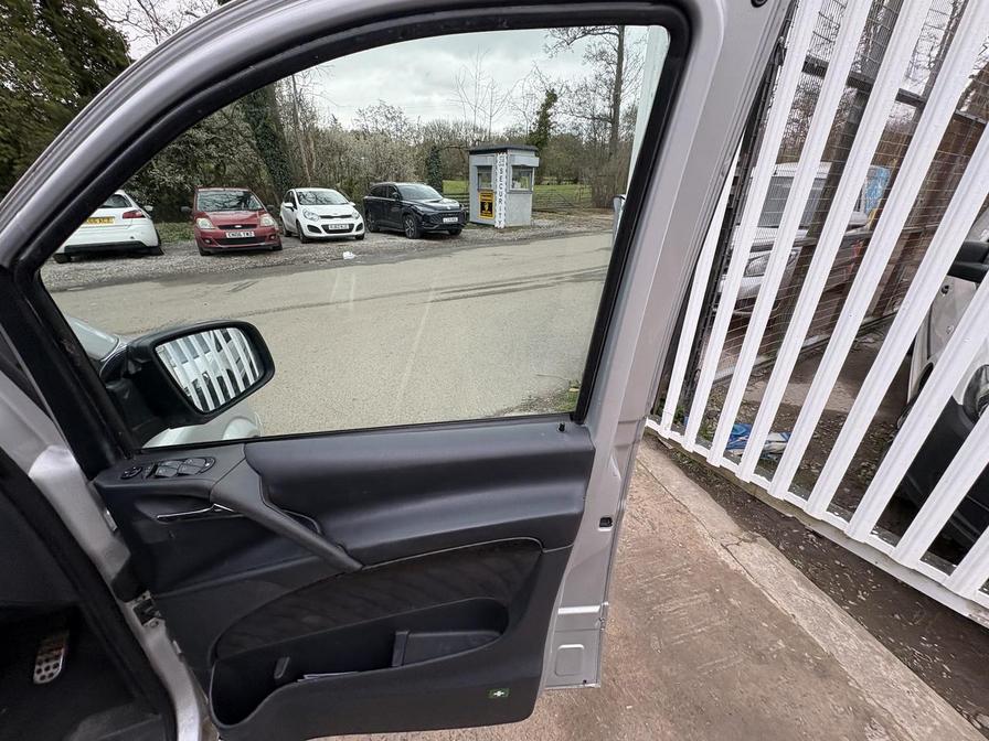 Used Mercedes-Benz Viano 2013 for sale - 78074875: Photo 16