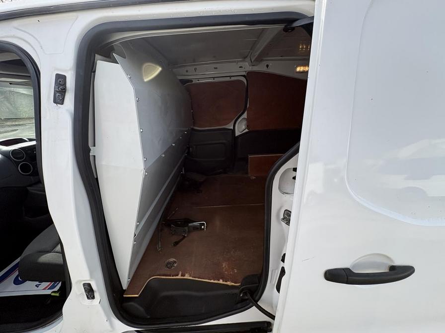 Used Citroen Berlingo 2017 for sale - 77786636: Photo 17