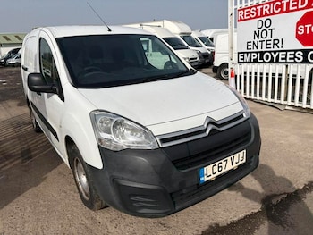 Used Citroen Berlingo 2017 for sale - 77786636: Photo