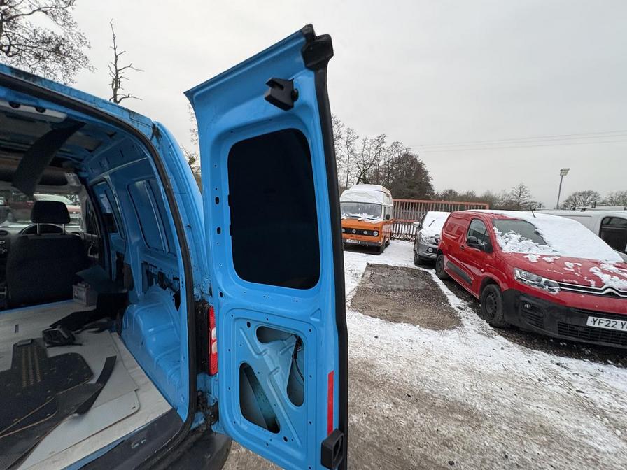 Used Volkswagen Caddy Maxi 2011 for sale - 77206047: Photo 14