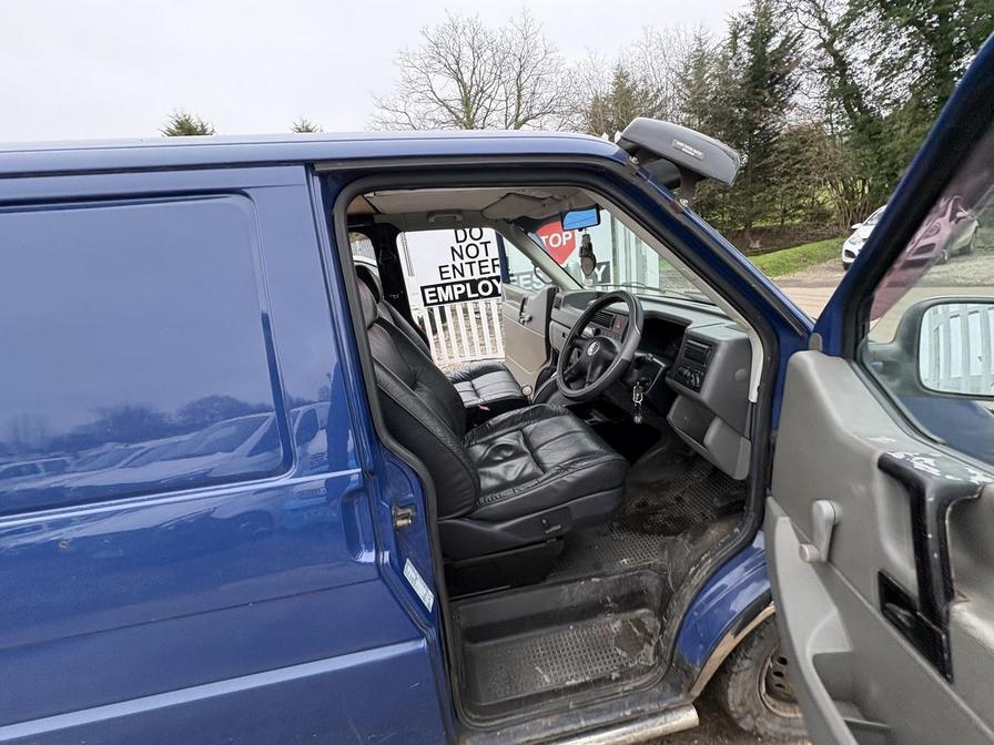 Used Volkswagen Transporter 2003 for sale - 77800146: Photo 16