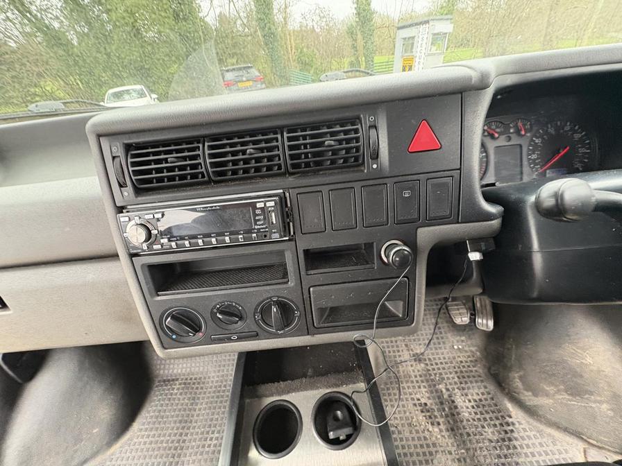 Used Volkswagen Transporter 2003 for sale - 77800146: Photo 18