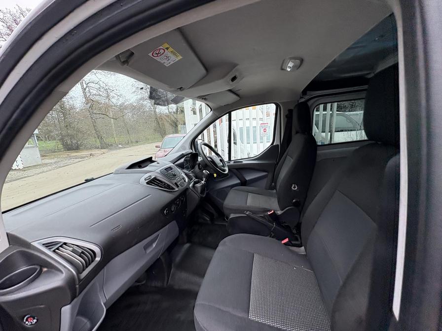 Used Ford Transit Custom 2017 for sale - 77800145: Photo 22