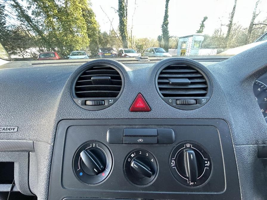 Used Volkswagen Caddy Maxi 2014 for sale - 77111992: Photo 17