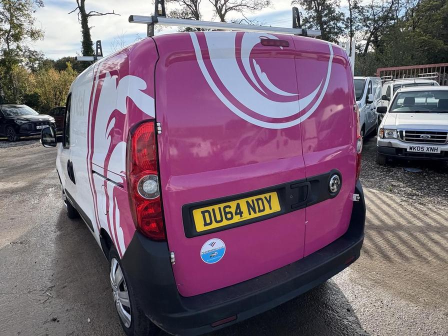 Used Vauxhall Combo 2014 for sale - 76362082: Photo 10