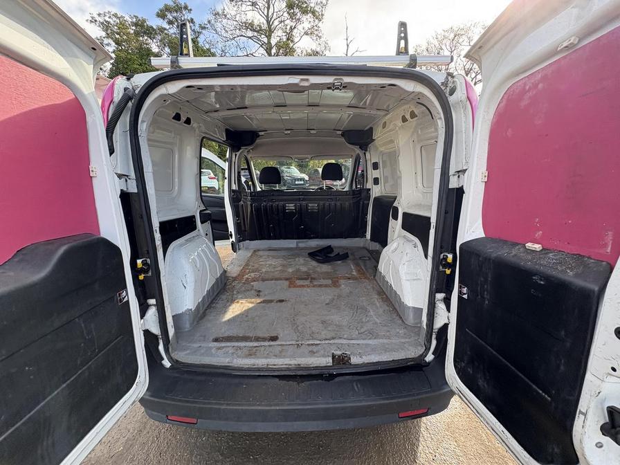 Used Vauxhall Combo 2014 for sale - 76362082: Photo 16