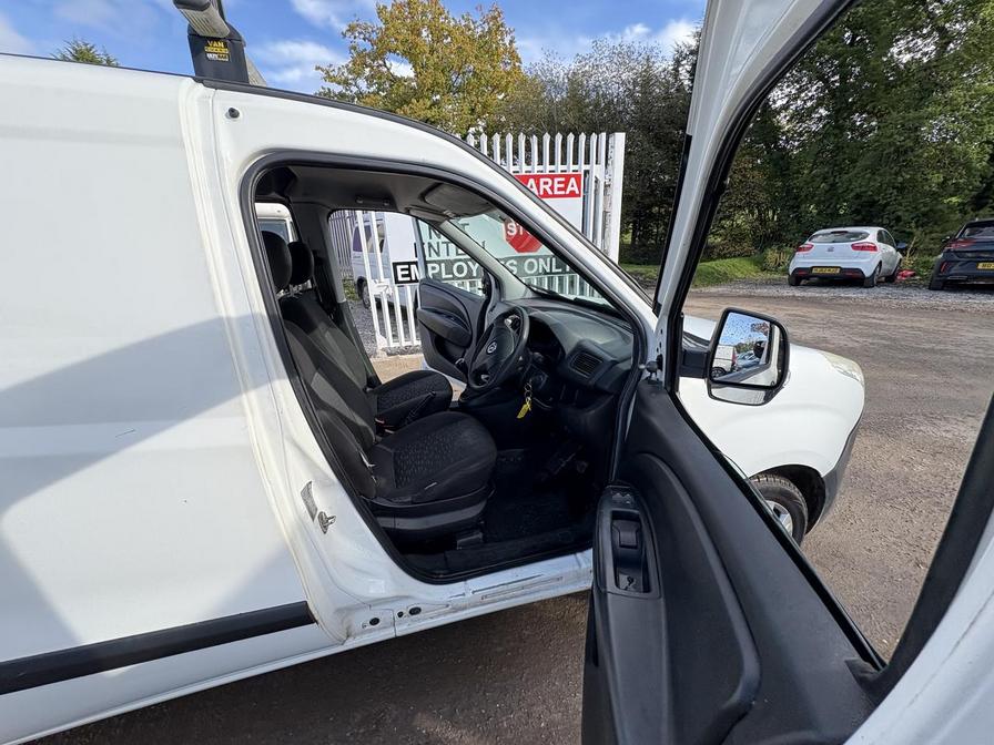 Used Vauxhall Combo 2014 for sale - 76362082: Photo 7