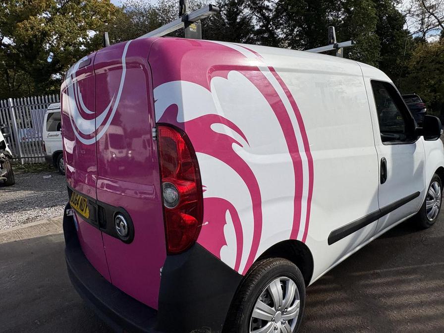 Used Vauxhall Combo 2014 for sale - 76362082: Photo 9