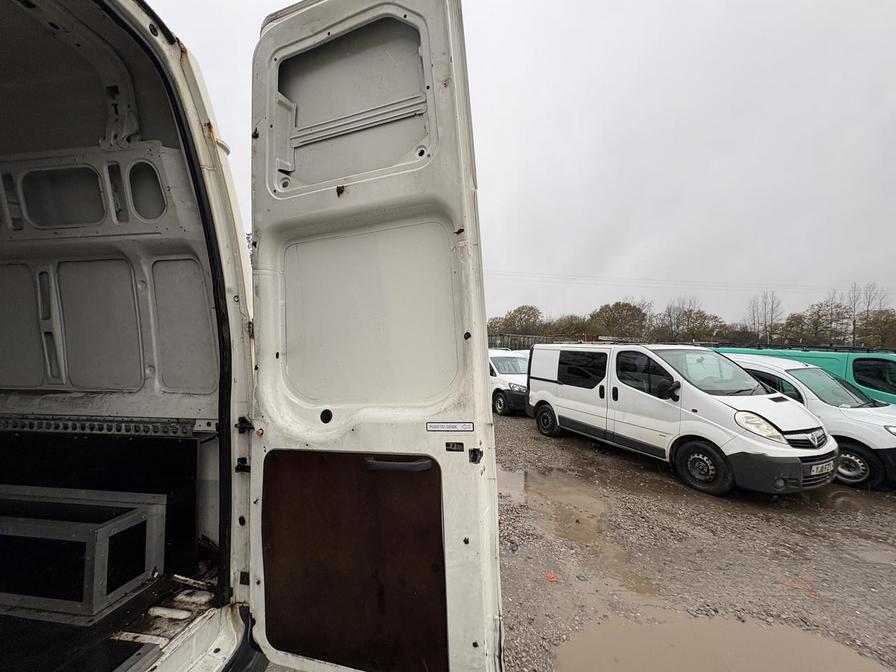 Used Ford Transit 2004 for sale - 77111997: Photo 4