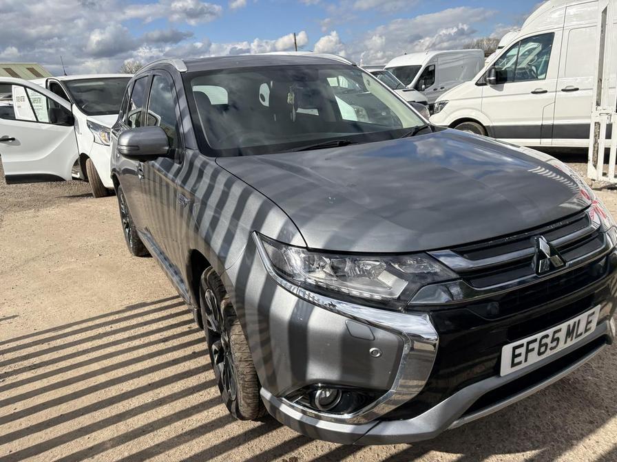 Used Mitsubishi Outlander 2016 for sale - 78089246: Photo 1