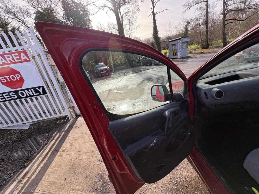 Used Peugeot Partner 2014 for sale - 77894277: Photo 8