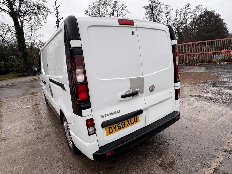 Used Vauxhall Vivaro 2018 for sale - 76827023: Photo 11