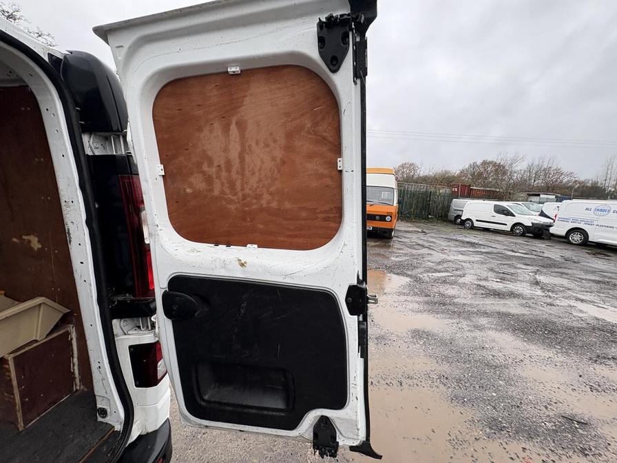 Used Vauxhall Vivaro 2018 for sale - 76827023: Photo 14