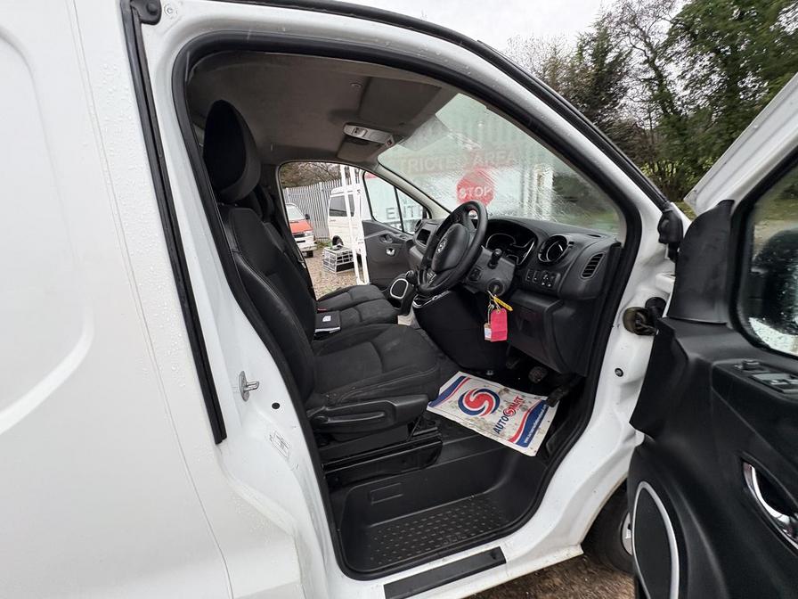 Used Vauxhall Vivaro 2018 for sale - 76827023: Photo 7