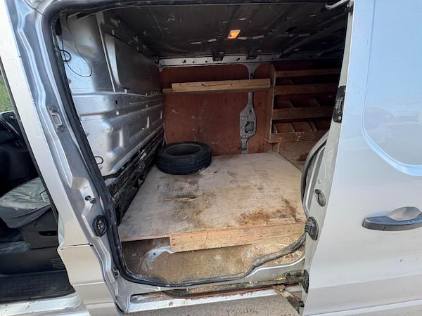 Used Vauxhall Vivaro 2016 for sale - 76191390: Photo 3