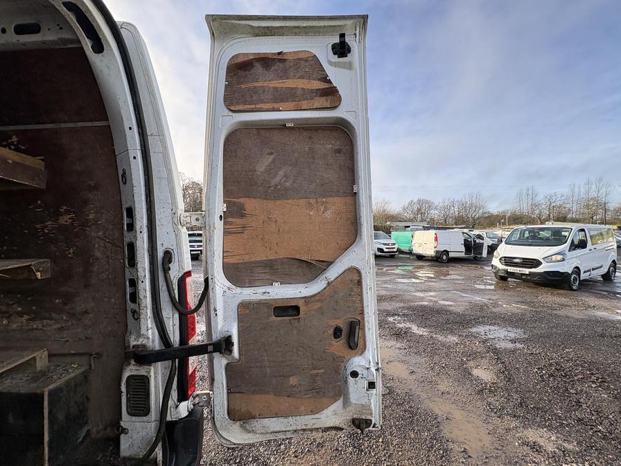 Used Renault Master 2018 for sale - 77058082: Photo 14