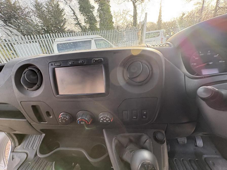 Used Renault Master 2018 for sale - 77058082: Photo 8