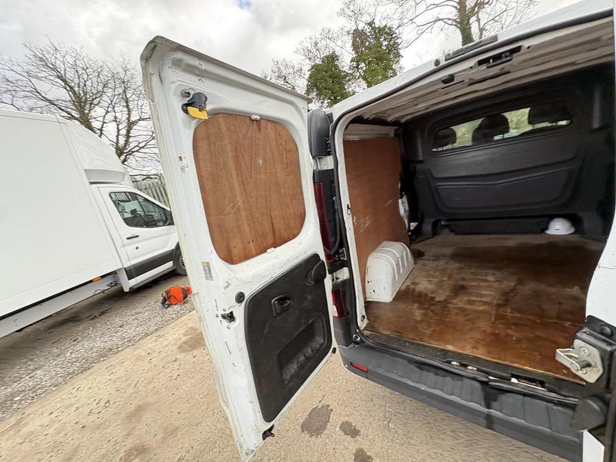 Used Vauxhall Vivaro 2018 for sale - 78059956: Photo 14