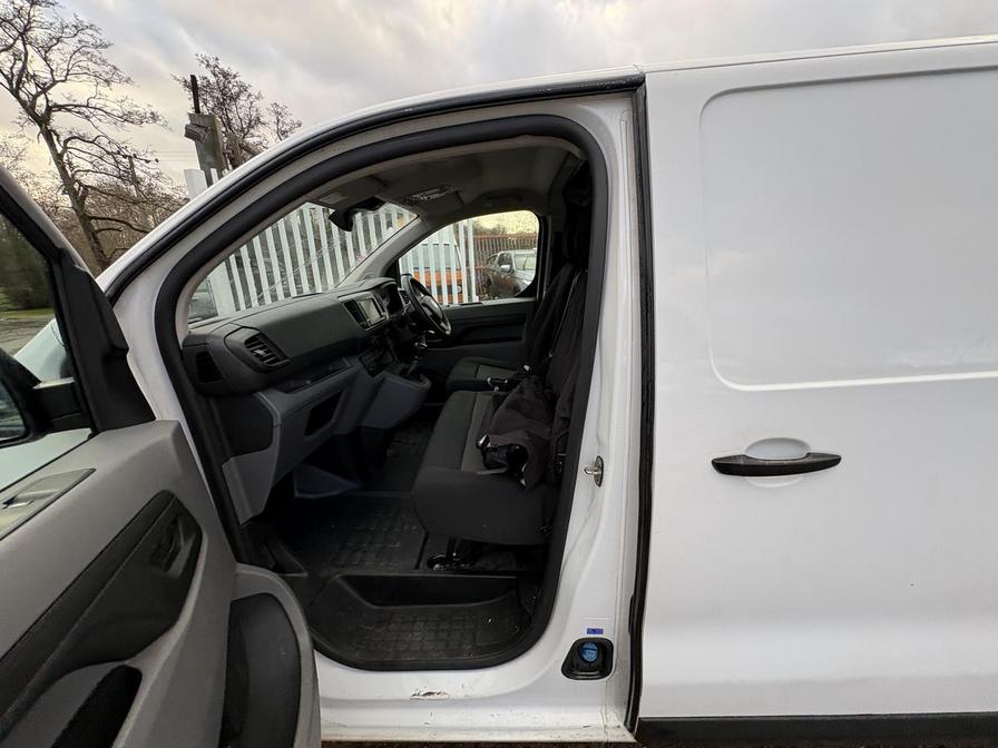 Used Vauxhall Vivaro 2022 for sale - 77010799: Photo 20