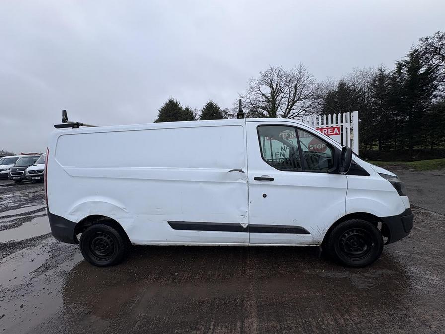 Used Ford Transit Custom 2015 for sale - 77458267: Photo 2