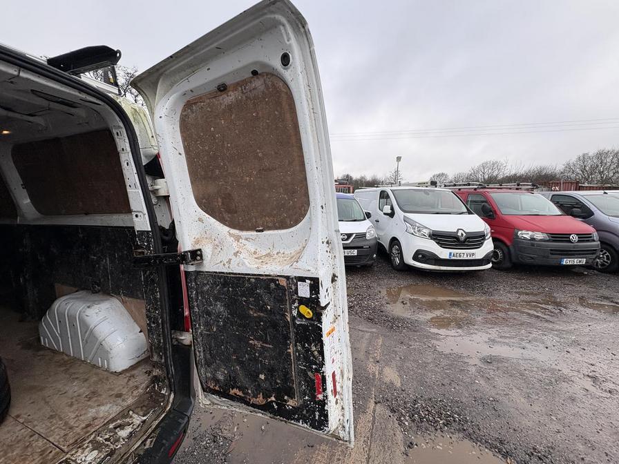 Used Ford Transit Custom 2015 for sale - 77458267: Photo 21