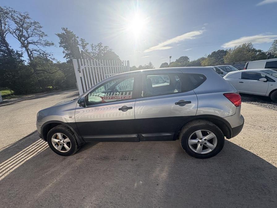 Used Nissan Qashqai 2010 for sale - 76501729: Photo 9