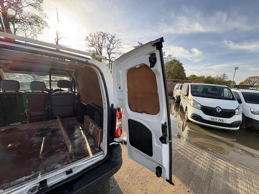 Used Citroen Berlingo 2015 for sale - 76501730: Photo 5