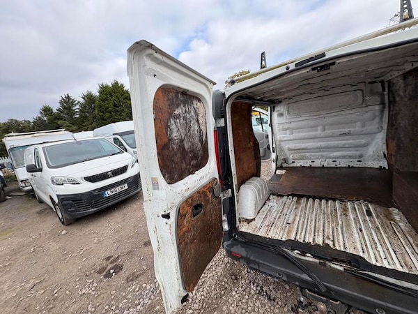 Used Nissan Primastar 2014 for sale - 76315964: Photo 14