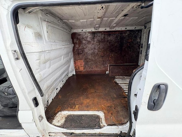 Used Nissan Primastar 2014 for sale - 76315964: Photo 15