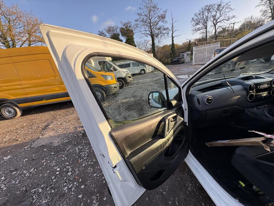 Used Citroen Berlingo 2017 for sale - 76610064: Photo 12