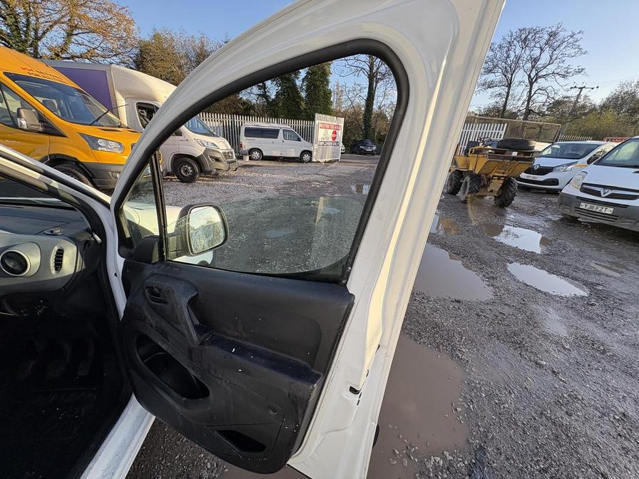 Used Citroen Berlingo 2017 for sale - 76610064: Photo 17