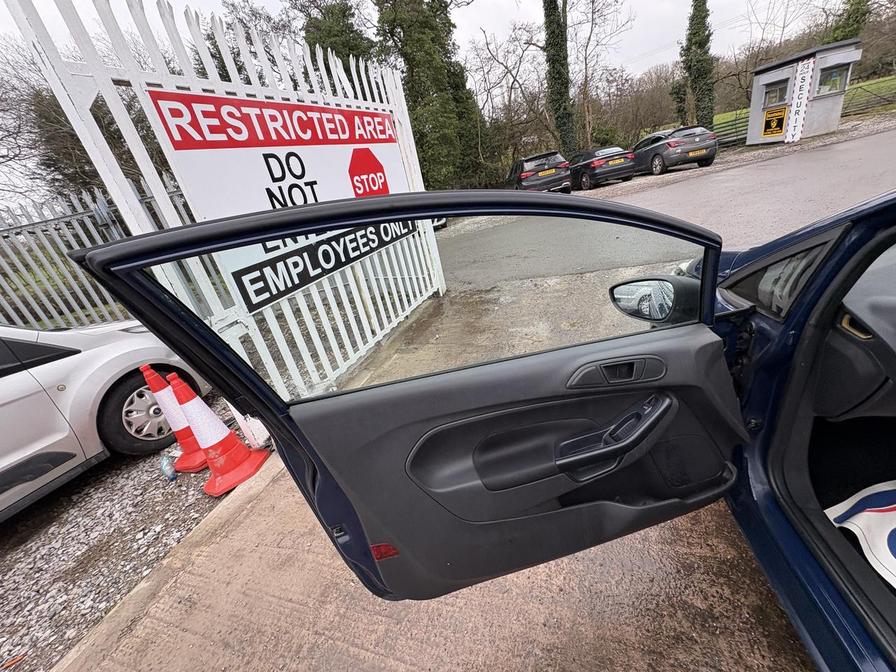 Used Ford Fiesta 2014 for sale - 77458269: Photo 10