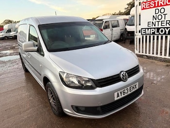 Used Volkswagen Caddy Maxi 2013 for sale - 76420766: Photo