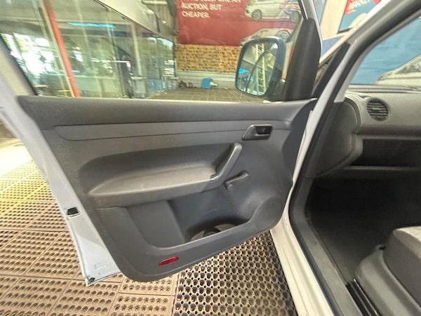 Used Volkswagen Caddy 2012 for sale - 75556094: Photo 5