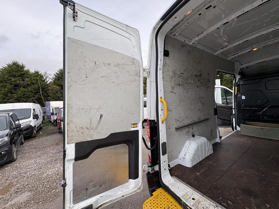 Used Ford Transit 2020 for sale - 76410917: Photo 12
