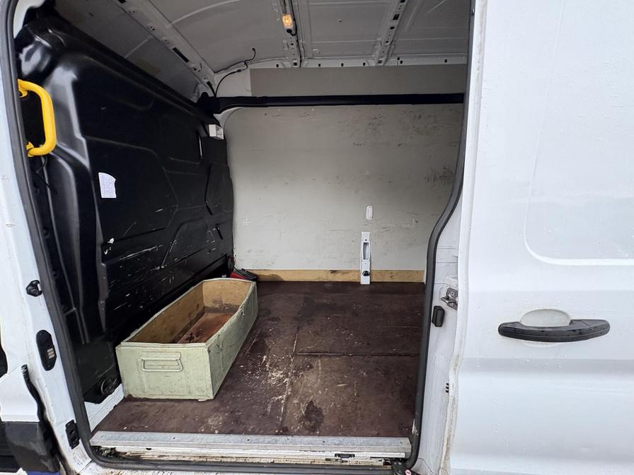 Used Ford Transit 2020 for sale - 76410917: Photo 6