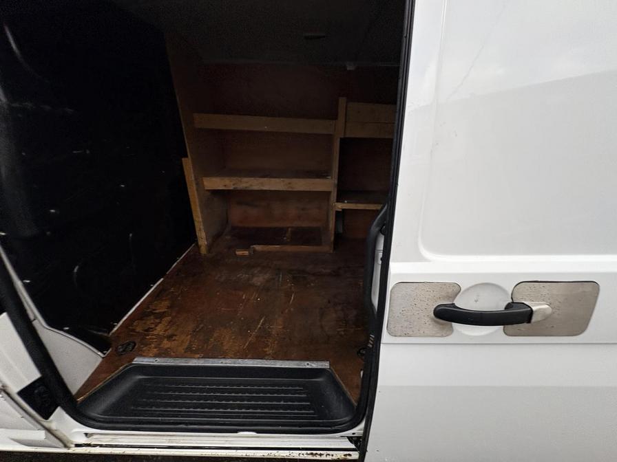 Used Volkswagen Transporter 2012 for sale - 76523737: Photo 7