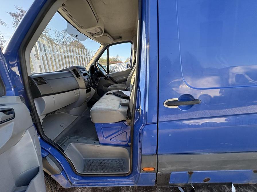 Used Volkswagen Crafter 2009 for sale - 76827027: Photo 3